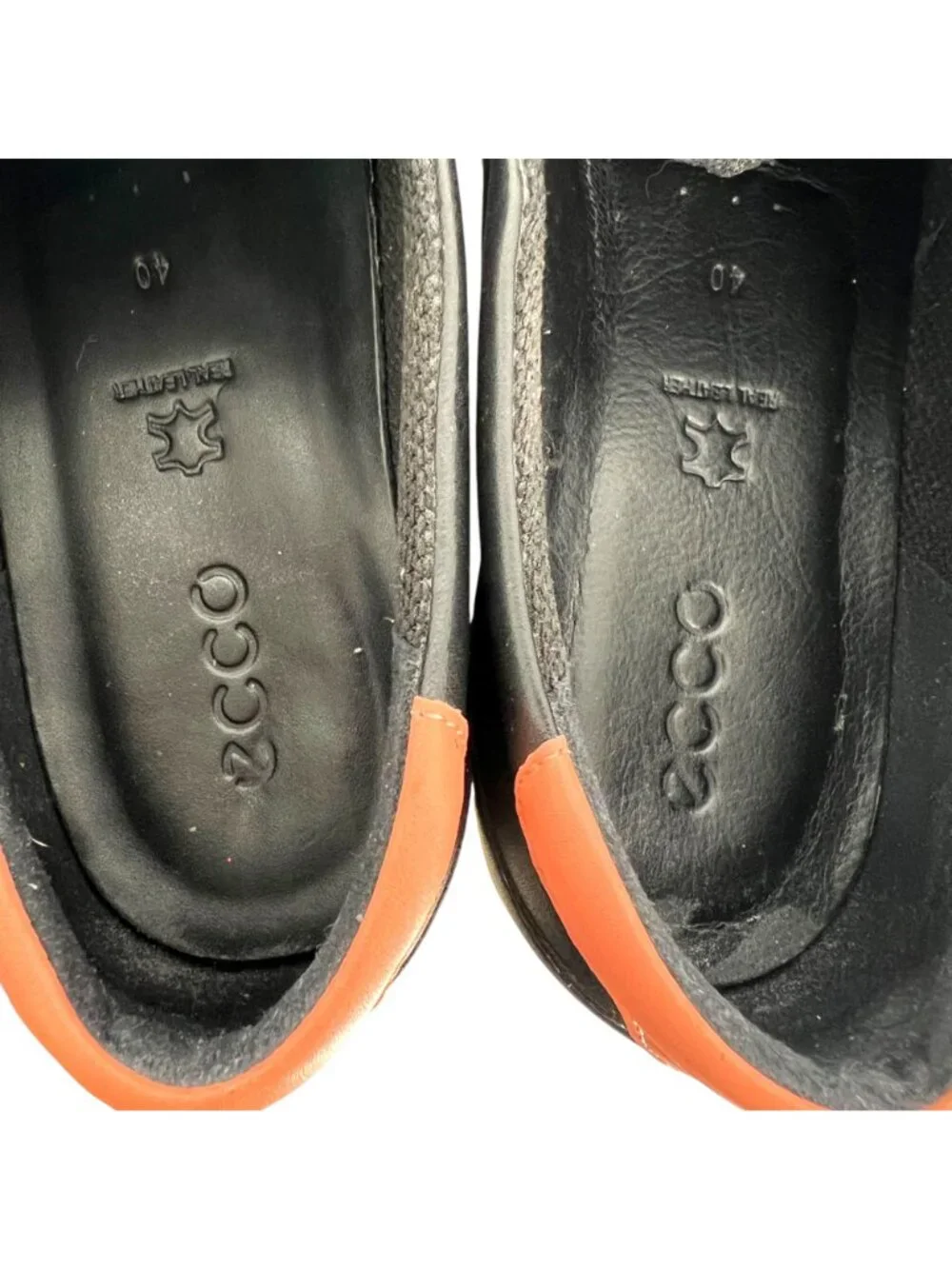 ECCO Leisure Black Leather Perforated Slip On Sneakers Heel Size 9-9.5 US